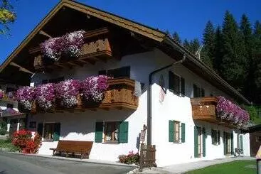 Pensió Gästehaus Maurer