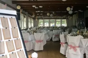 فندق Hof Sudermuhlen