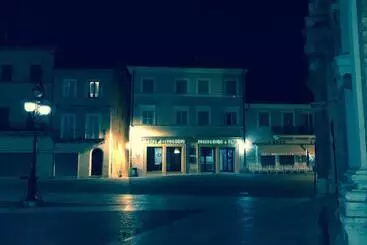 Hotel Pellegrino E Pace