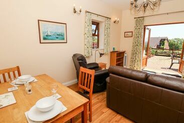 Hus på landet 2 The Stables