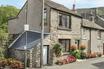 Lees Cottage