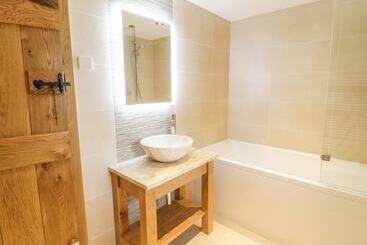 بيت ريفى Sgubor