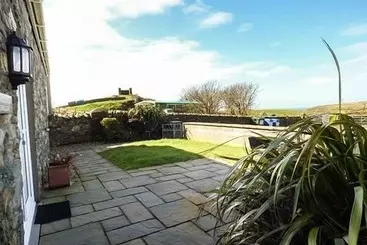 Mökkimajoitus Y Wennol