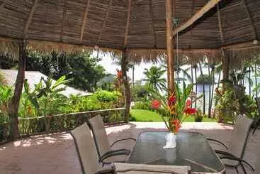 Costa Rica Paradise Island   Hostel
