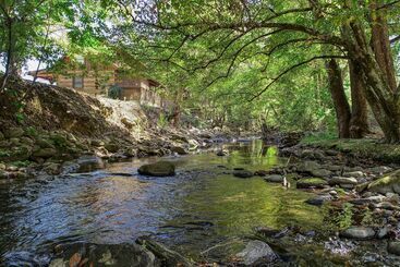 بيت ريفى Creek Heaven 2 Bedrooms, 2 Baths, Sleeps 6 Cabin By Redawning
