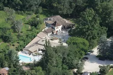 Hotelli Moulin Des Sandaux Village