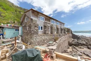 Scylla View Cottage
