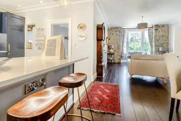 茅舍 Rhodewood Lodge