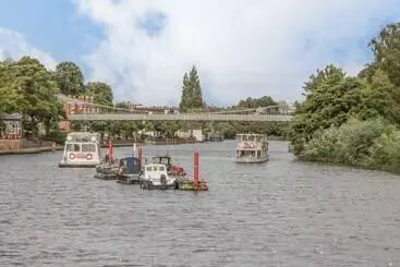 Mökkimajoitus Cook's Flat