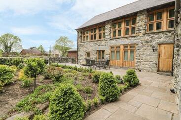 Casa Rural Hendoll Barn