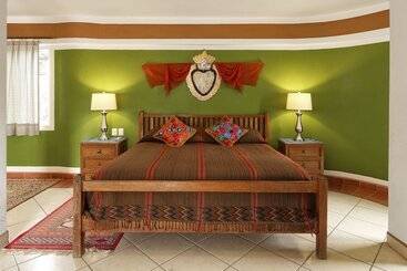 פנסיון Casa Parota Boutique