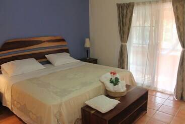 Apartmanszálloda Romaya Condo