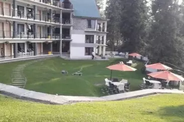 هتل Summer Retreat