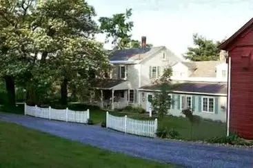 Aamiaismajoitus (B&B) Inn At Neshobe River