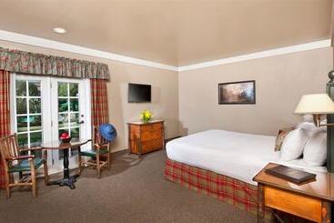 فندق Harris Ranch Resort