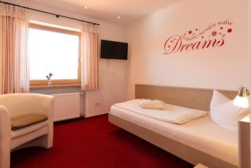 Hotel Garni Bergidyll   Adults Only