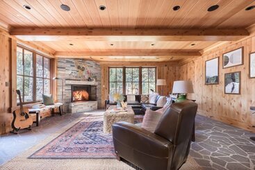 آپارتمانهای توریستها Hunter By Avantstay Riverfront Cabin W Prvt Cottage 5mins From Palisades