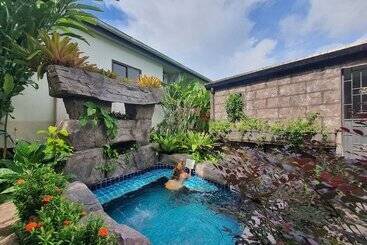 Baan Muchshima Hostel Phuket