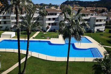游客公寓 Casa En Urb. Con La Piscina Más Grande De Jávea