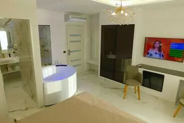 Hotelli Suite èlite Rooms