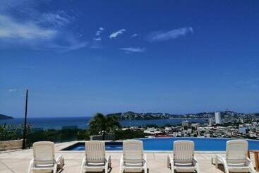 펜션 Hostal Bahía Acapulco Ii