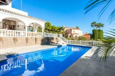 Turist apartmanları Villa Paraiso Alto