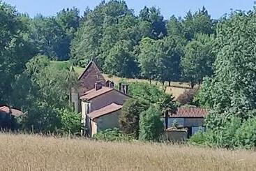 ベッドアンドブレックファースト Logis Du Poirier