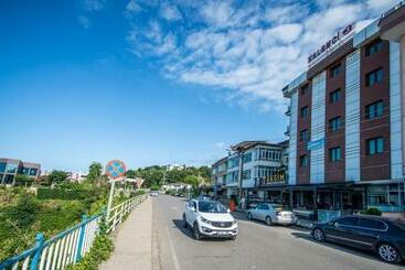 ツーリストアパートメント Kalemci Apart