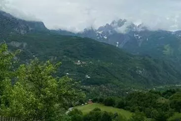 Panzió Bujtina Carku