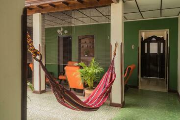 Pension Habitaciones Privadas En Caracol Casa Turistica
