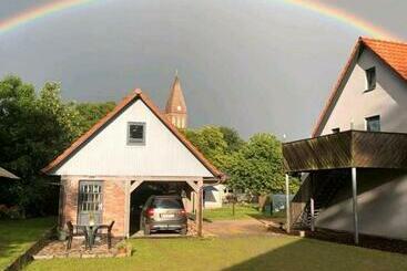 ツーリストアパートメント Ferienwohnung Am Storchnest