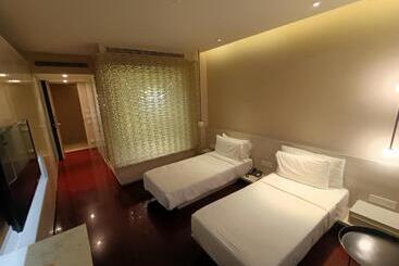 Boulevard By Design Hotel Chennai