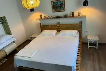 Hotel Vila Ndrio