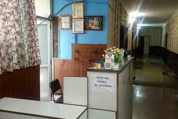 Hotel Oyo 91244 Sunrise Hotal And Pg