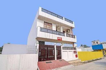 هتل Flagship Visitor Guest House