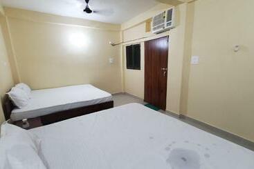 酒店 Oyo 90020 Red Chilly B&b