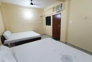 Hôtel Oyo 90020 Red Chilly B&b