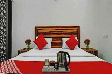 Pop Hotel Relax Inn Near Devli Road Khanpur