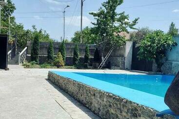 Pensão Big House Amoj