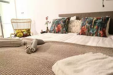 Turistihuoneistot Luxury Studio Street View