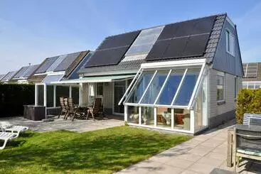 Turistihuoneistot Bohemien Resort 25