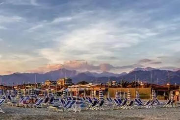 Turistihuoneistot Casa La Wanda In Camaiore Toscana Terrazza