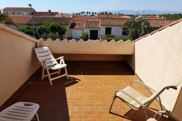 Apartaments turístics Appart.3_ T3   4 Pers   150 M/mer Tout Confort