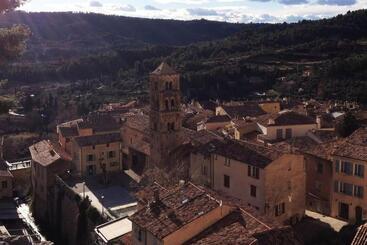 بنسيون Mas Paradiso