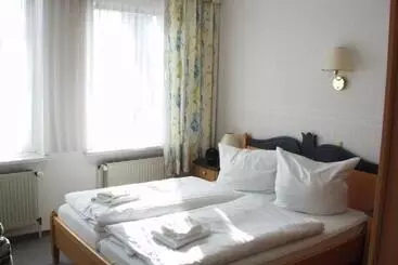 Restaurant Und Pension Zur Nassen Ecke
