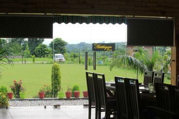 The Aatithiyam Resort, Dehradun