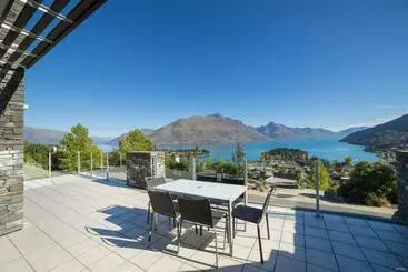 Apartaments turístics South View   Central With Stunning Views