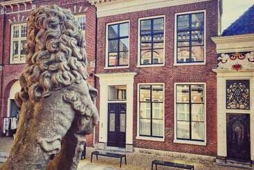 Elf Bed And Breakfast