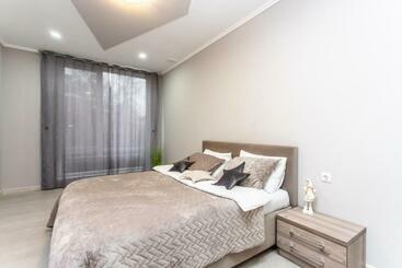 דירות לתיירים Apartament Modern în Centrul Capitalei !