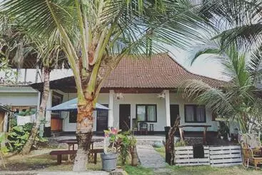 Majatalo Medewi Good Vibes Surf&stay